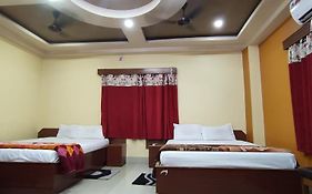 Hotel Nandanik Palace