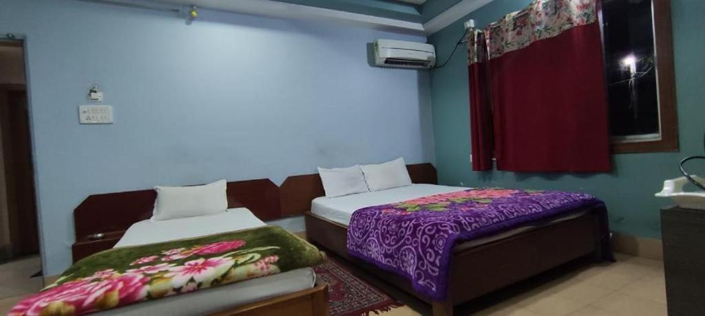 Hotel Nandanik Palace Falakata Exterior photo